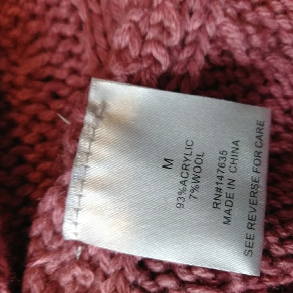 Nwt Free generation asymmetrical hemline sweater - Picture 6 of 6